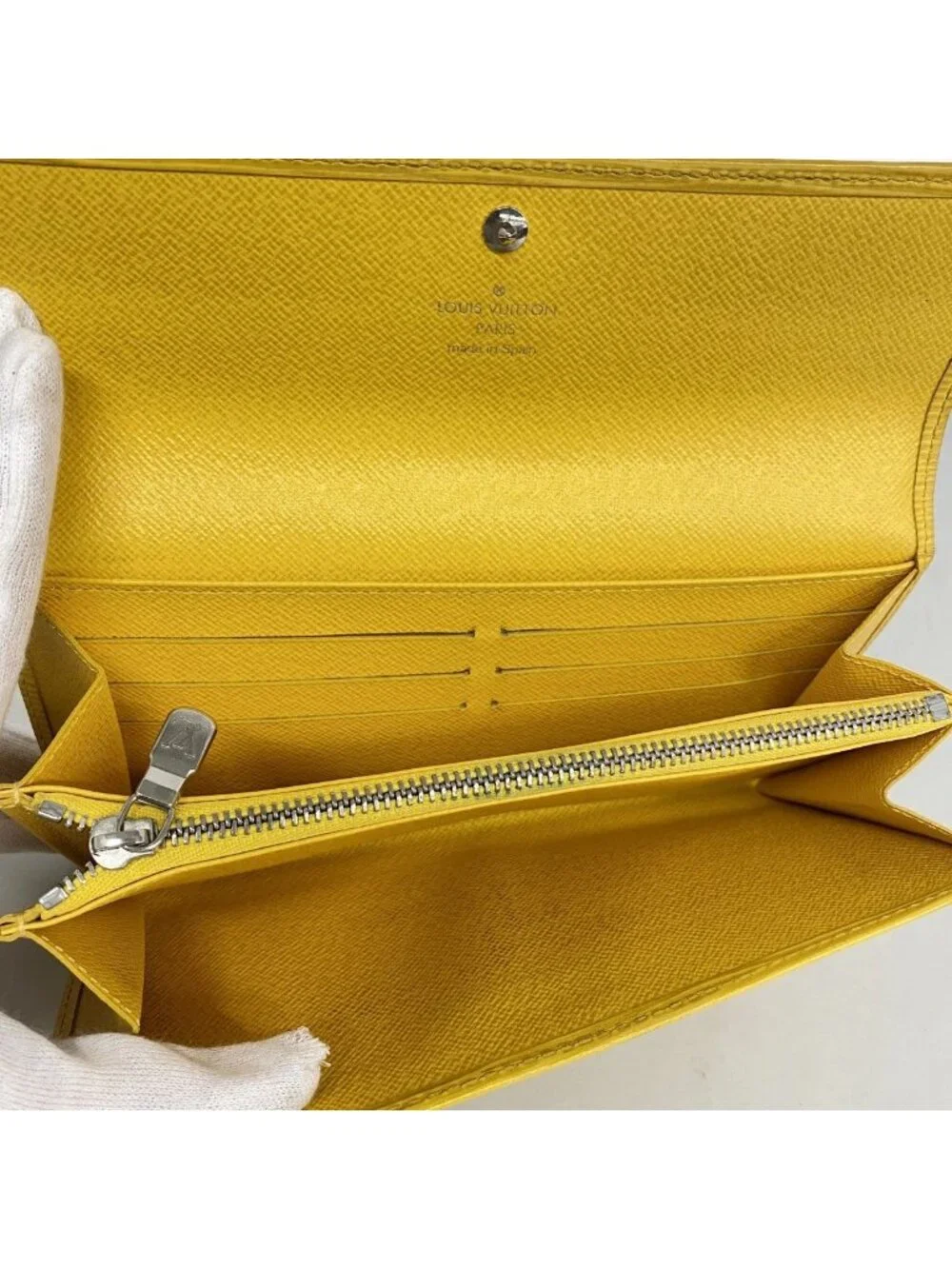 Louis Vuitton Wallet Epi Portefeuille Sarah Citron